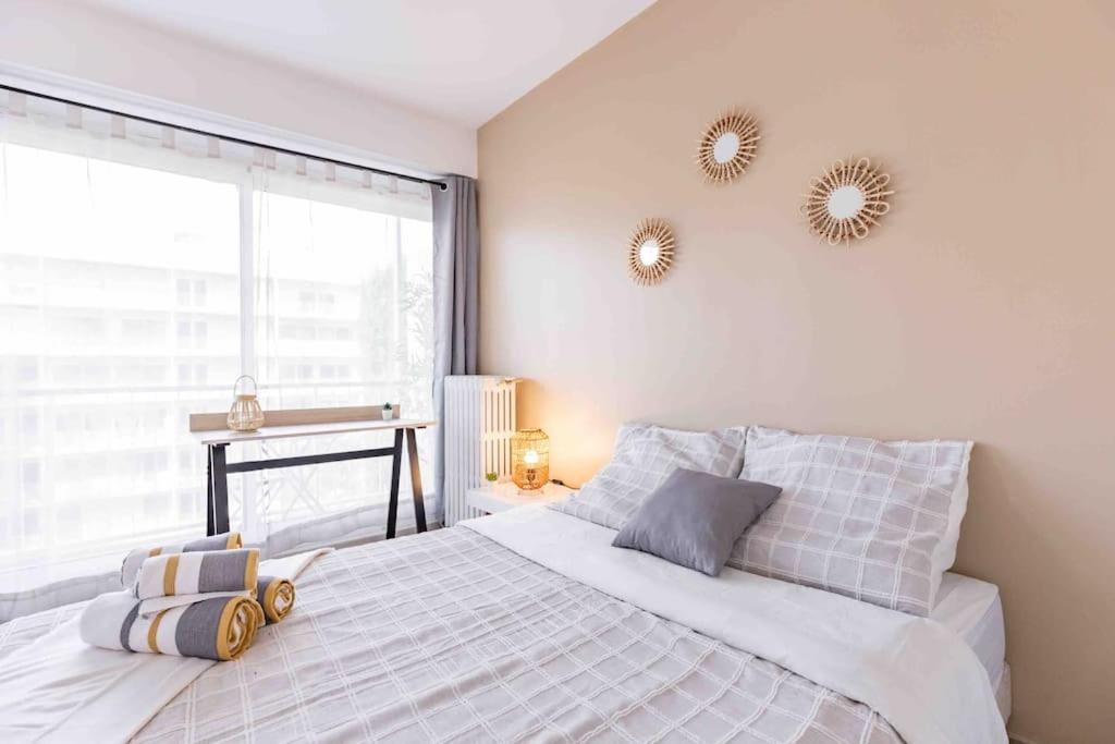 Appartement Avec Parking Et Terrasse Metro 7 Et Paris ヴィルジュイフ エクステリア 写真