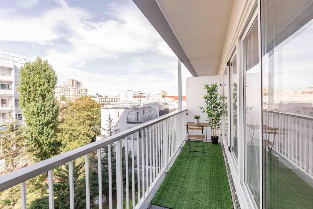 Appartement Avec Parking Et Terrasse Metro 7 Et Paris ヴィルジュイフ エクステリア 写真
